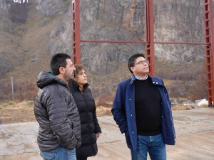 Claudio Vidal visitó El Chaltén y recorrió las instituciones educativas de la localidad