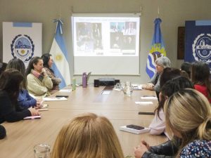 Equipos del Ministerio de Desarrollo se capacitaron en buenos tratos a los adultos mayores