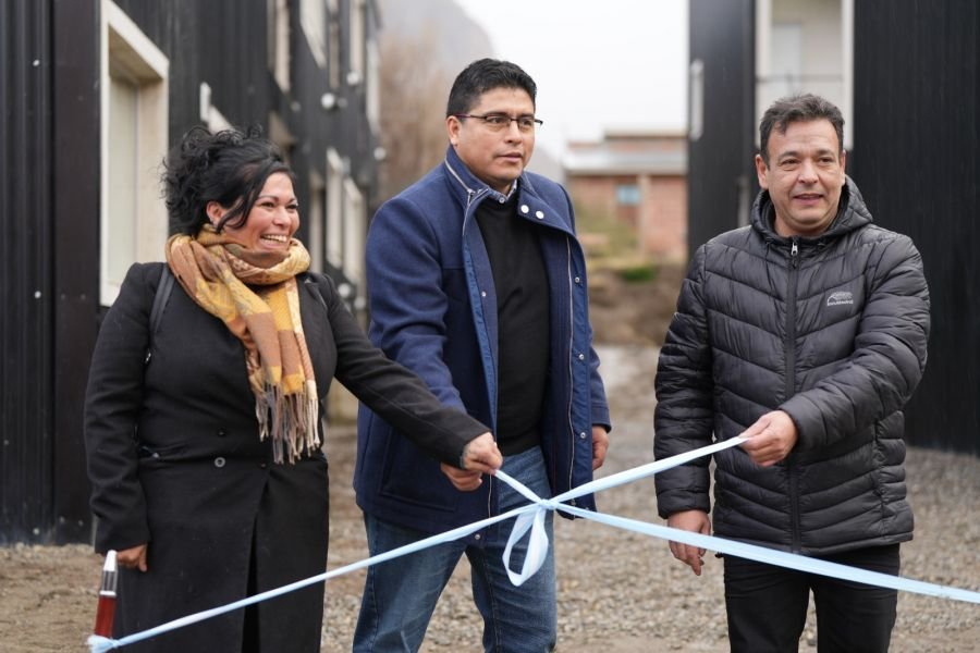 Leguizamón destacó la entrega de 22 viviendas nuevas en El Chaltén por parte del Ejecutivo Provincial