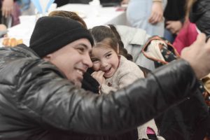 Gran peña folclórica en el CIC del Carmen por el Día de la Bandera