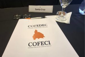 Santa Cruz presentó sus políticas de fortalecimiento comercial en el COFECI 2025