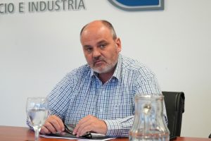 Producción y Banco Macro coordinan acciones para potenciar las pymes de Santa Cruz