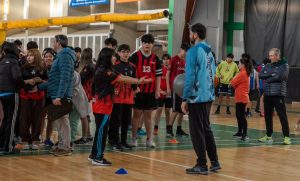 Más de 200 estudiantes participaron de una jornada de integración y deporte