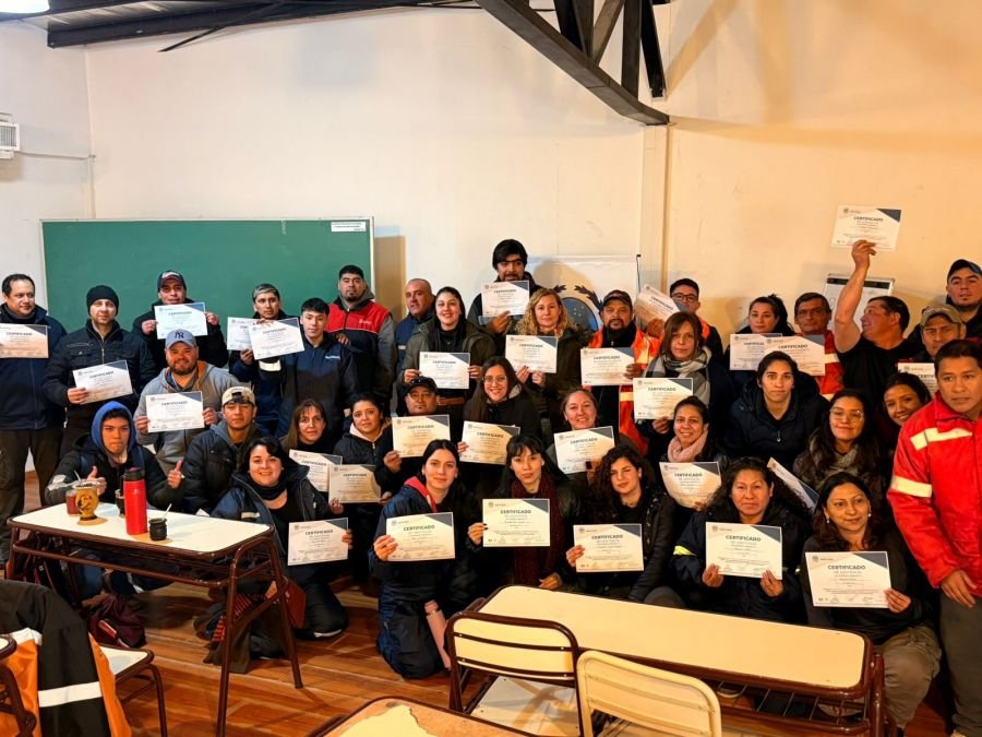 Con gran participación finalizó el Taller de Maquinaria Pesada en Perito Moreno