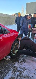 Se realizó taller sobre conducción invernal y colocación de cadenas en Río Gallegos