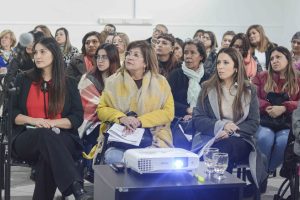 Disertantes de amplia trayectoria capacitarán a agentes de la administración pública en materia de grooming y ciberacoso