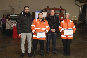 Personal de Protección Civil recibió certificados del curso “Auxiliares de Bomberos”