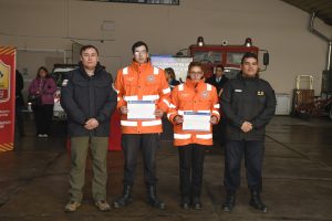 Personal de Protección Civil recibió certificados del curso “Auxiliares de Bomberos”