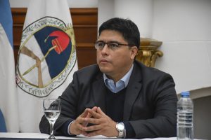 Vidal instó a trabajar con responsabilidad y compromiso para revertir la situación de la salud en Santa Cruz