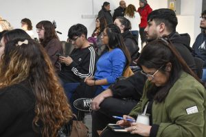 Las áreas de prensa institucional del Gobierno de Santa Cruz se capacitaron en IA