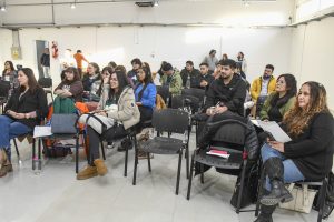 Las áreas de prensa institucional del Gobierno de Santa Cruz se capacitaron en IA