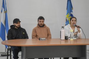 Las áreas de prensa institucional del Gobierno de Santa Cruz se capacitaron en IA