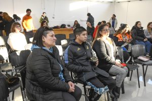 Las áreas de prensa institucional del Gobierno de Santa Cruz se capacitaron en IA