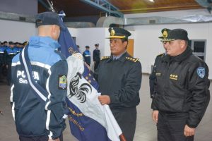 Orgullo y responsabilidad: la Policía Provincial designó a los agentes que portarán la bandera nacional, provincial e institucional