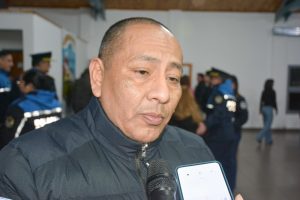 Orgullo y responsabilidad: la Policía Provincial designó a los agentes que portarán la bandera nacional, provincial e institucional