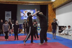 Se entregaron certificados a alumnos de talleres de defensa personal y artes marciales