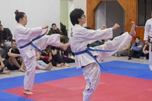 Se entregaron certificados a alumnos de talleres de defensa personal y artes marciales