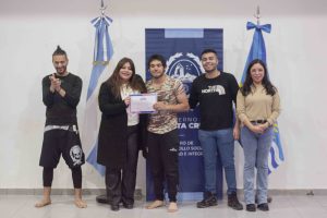 Se entregaron certificados a alumnos de talleres de defensa personal y artes marciales