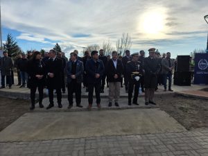 Acto por el Día de la Independencia en Lago Posadas: emoción, entrega de títulos y desfile cívico