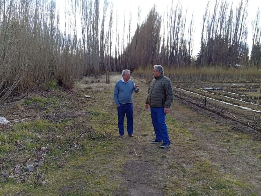Los Antiguos: El ministro Nicolás Brizuela acompañó una jornada de trabajo para fortalecer el desarrollo local