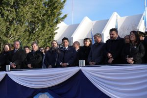 Vidal en el 104° Aniversario de Pico Truncado anunció obra de gas y ampliación del hospital