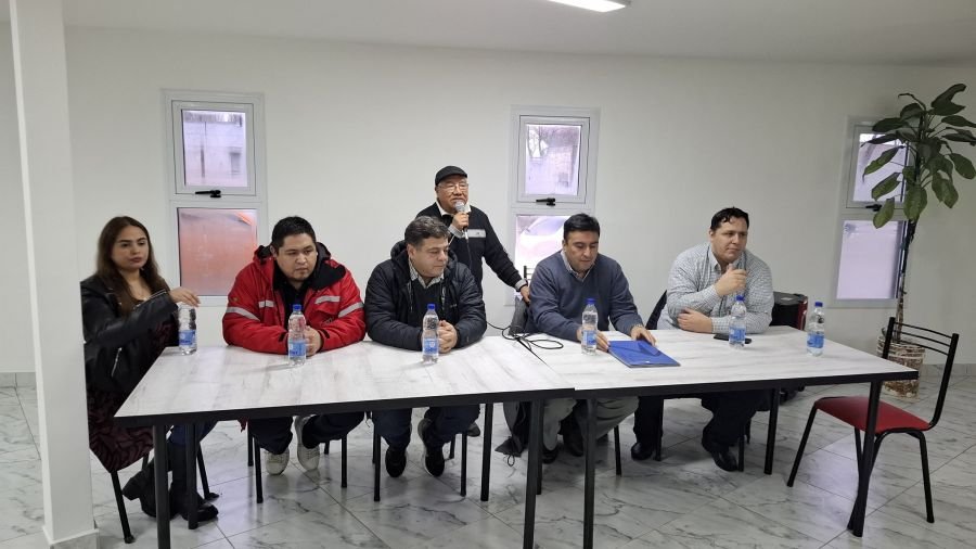 El Banco Santa Cruz S.A. puso a disposición de los empleados activos y pasivos de YCRT su oferta de productos y servicios