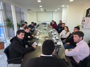 Gobernador Vidal: "Más oportunidades para Puerto Deseado. Escuchar, dialogar, y gestionar siempre es el camino"