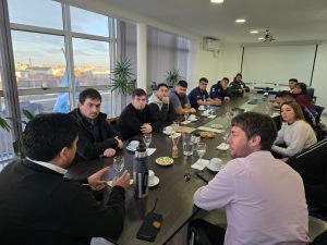 Gobernador Vidal: "Más oportunidades para Puerto Deseado. Escuchar, dialogar, y gestionar siempre es el camino"