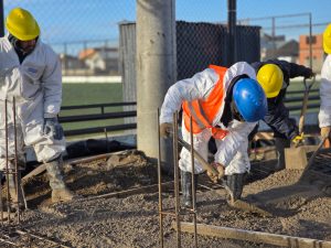 Más infraestructura para el deporte: Comenzó el trabajo de hormigonado en el predio de la AIFB