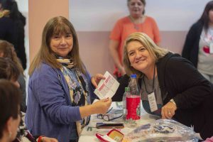 “Bingo en el Mes de la Amistad” en el CIC Fátima: una jornada de alegría y participación comunitaria para personas mayores