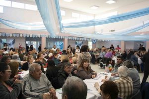 “Bingo en el Mes de la Amistad” en el CIC Fátima: una jornada de alegría y participación comunitaria para personas mayores