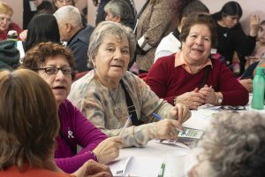 “Bingo en el Mes de la Amistad” en el CIC Fátima: una jornada de alegría y participación comunitaria para personas mayores