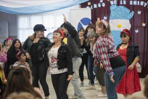 “Bingo en el Mes de la Amistad” en el CIC Fátima: una jornada de alegría y participación comunitaria para personas mayores