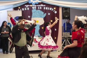 “Bingo en el Mes de la Amistad” en el CIC Fátima: una jornada de alegría y participación comunitaria para personas mayores