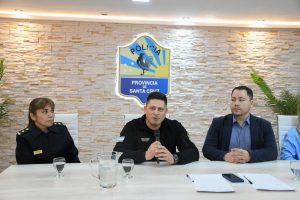 Estadística y Censos junto a la Policía de Santa Cruz firmaron convenio para optimizar políticas públicas