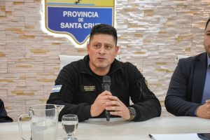 Estadística y Censos junto a la Policía de Santa Cruz firmaron convenio para optimizar políticas públicas