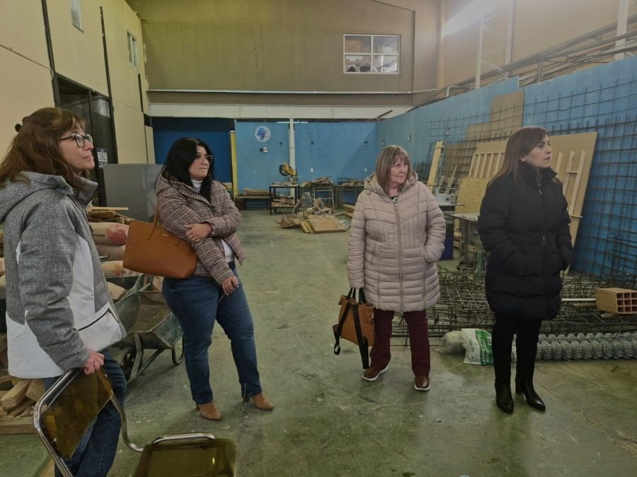 Autoridades del Consejo Provincial de Educación recorrieron la Escuela Industrial N°4 de Río Gallegos