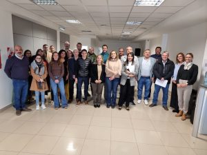 Santa Cruz y Chubut coordinan acciones para el avistamiento responsable de la ballena Sei