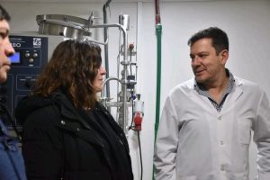 La ministra María Lorena Ross encabezó una recorrida por el Hospital Regional de Río Gallegos