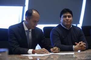 Represa Cepernic: Acuerdo firmado para que se reactive su construcción