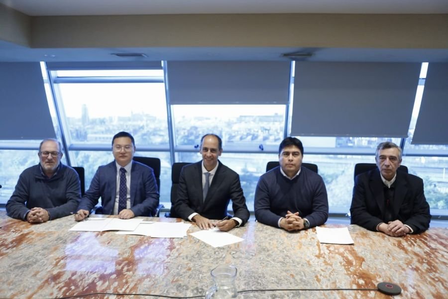 Represa Cepernic: Acuerdo firmado para que se reactive su construcción