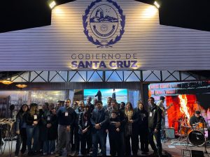 Claudio Vidal recorrió el stand de Santa Cruz en La Rural y respaldó el trabajo articulado de la provincia