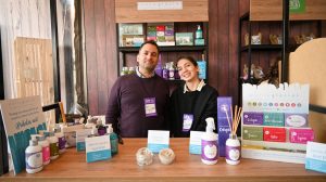 Productoras despliegan identidad, sabores y arte santacruceño en La Rural