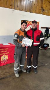 Bomberos capacitó en el rescate en altura a YCRT