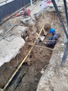 Realizan mantenimiento de cloacas en Pico Truncado