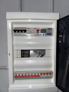 Trabajos de mantenimiento en el Jardín de Infantes N° 11 de Caleta Olivia