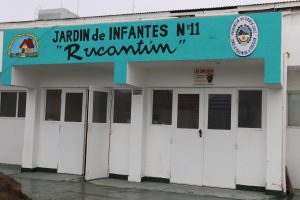 Trabajos de mantenimiento en el Jardín de Infantes N° 11 de Caleta Olivia