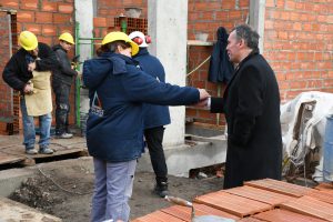 El Gobierno acompañó la reactivación de infraestructura educativa, deportiva y urbana en Los Antiguos