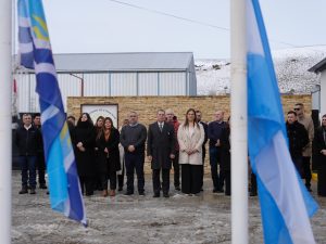 El Gobierno de Santa Cruz acompañó el 52° Aniversario de Tres Lagos