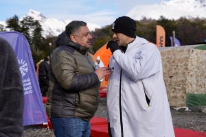 El Winter Swimming World Cup 2025 tuvo su primera jornada de competencia frente al Glaciar Perito Moreno